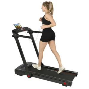 Kvinna springer pa topsport gaband 2 i 1