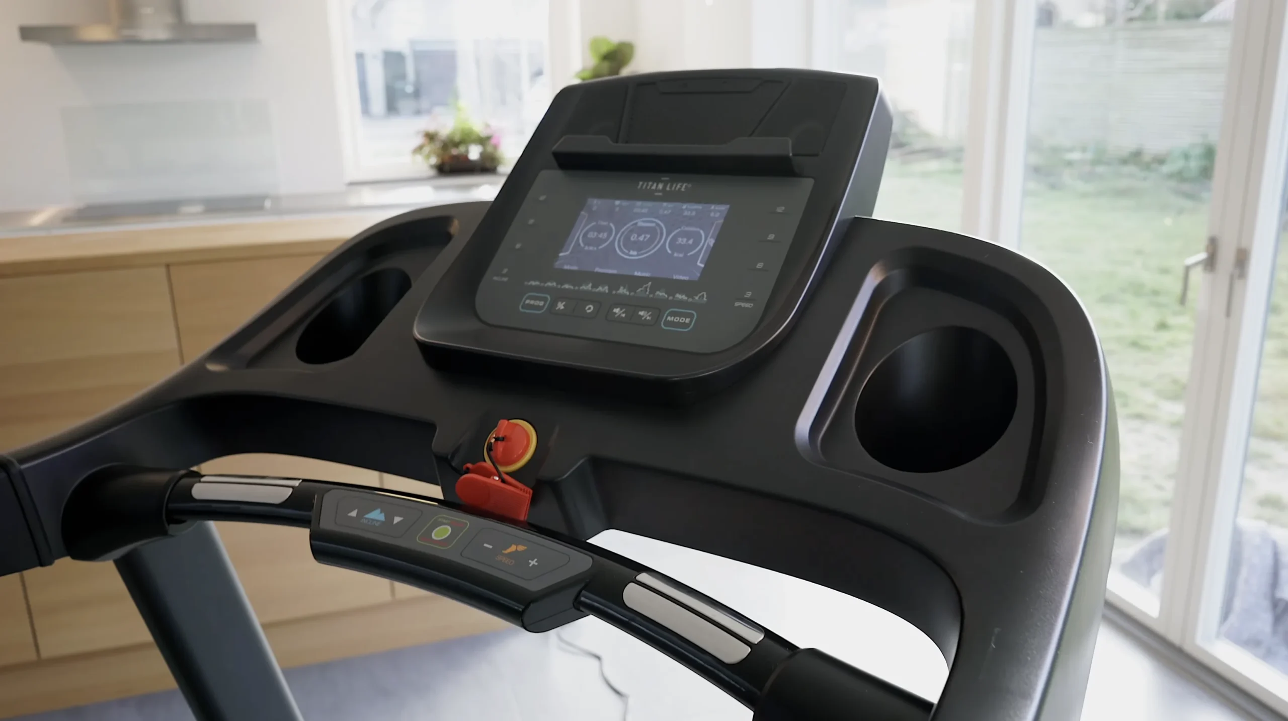 nero t73 har en LCD display med tydlig information scaled nero t73 har en LCD display med tydlig information