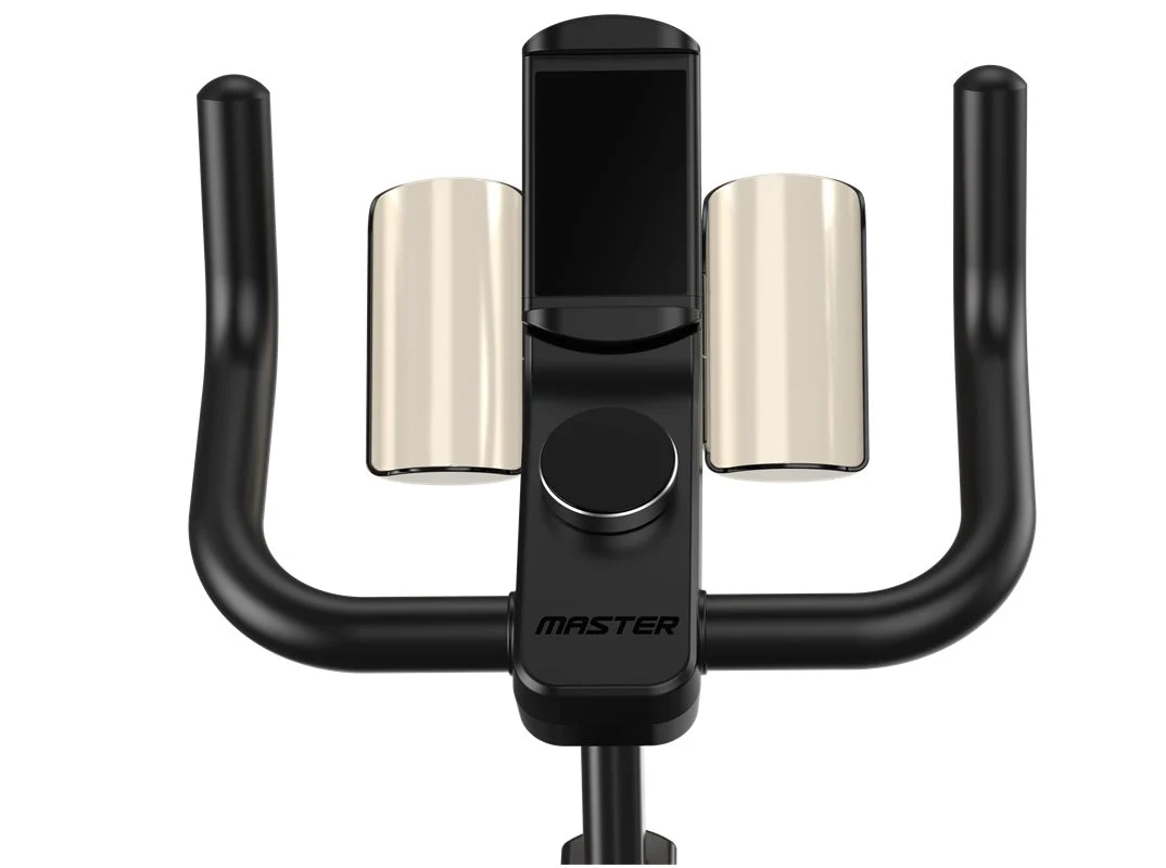 dubbla flaskhallare pa master fitness s4030 bilden visar dubbla flaskhållare på master fitness s4030 spinningcykel